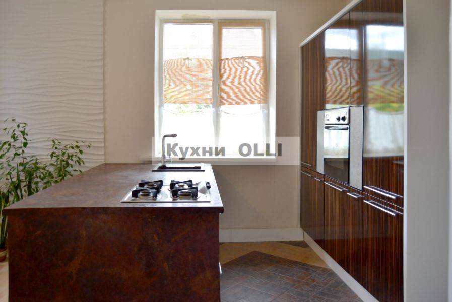 кухня с островом в Тюмени